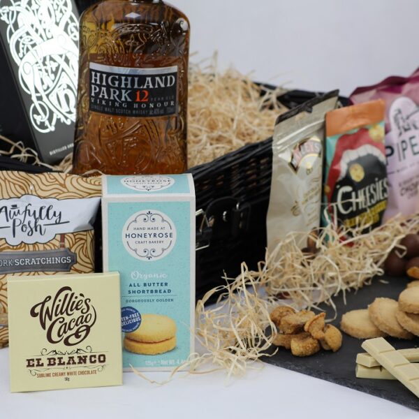 Trafalgar 280 "Whisky & Mixed Snacks"