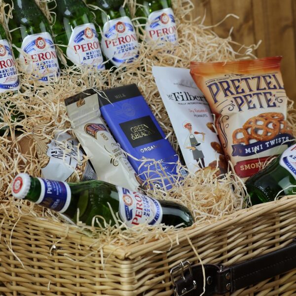 Piccadilly 126 "Peroni & Snacks"