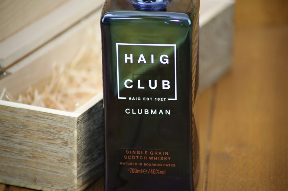 Cheltenham 607 "Whisky in Oak Effect Box"