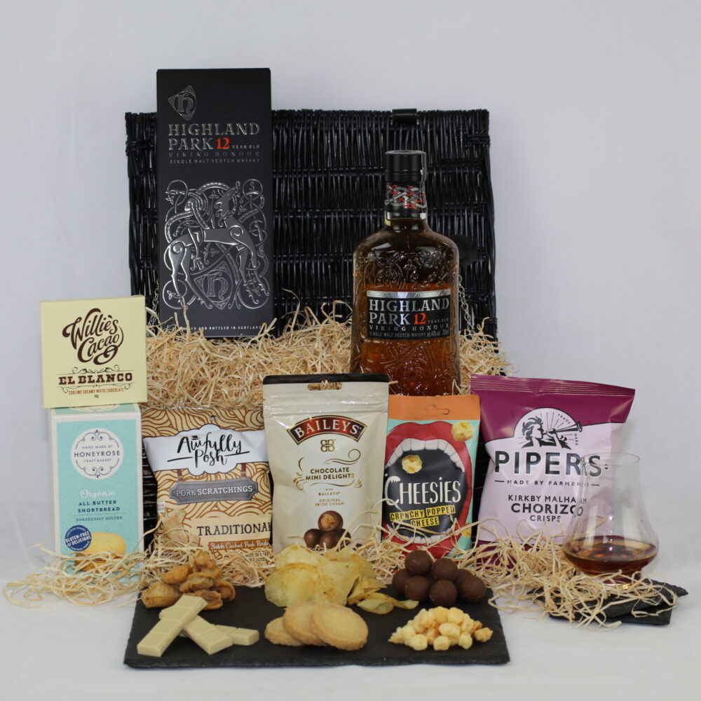 Trafalgar 280 "Whisky & Mixed Snacks"